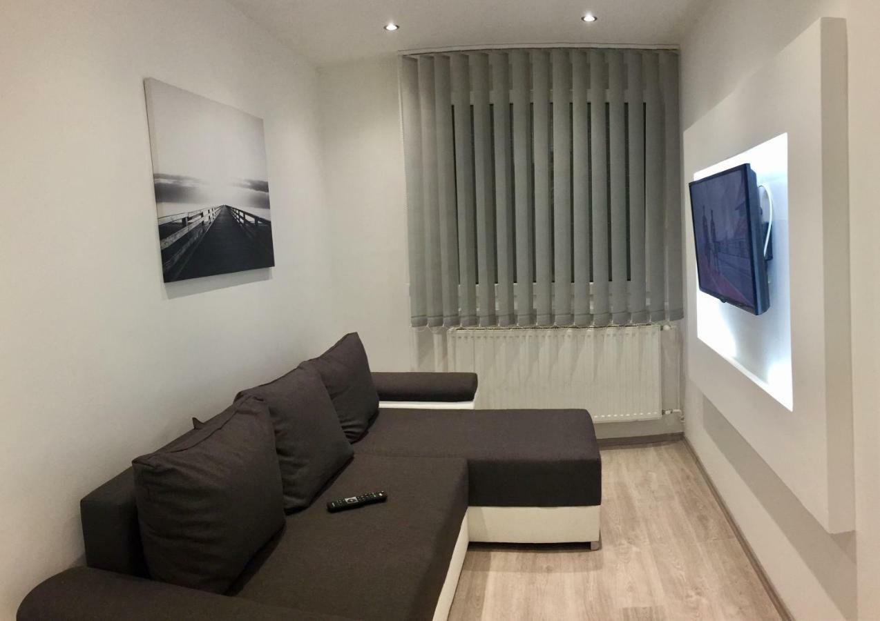 Zsuzsi Apartman Siófok Exteriör bild