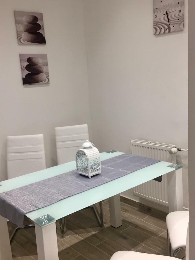 Zsuzsi Apartman Siófok Exteriör bild